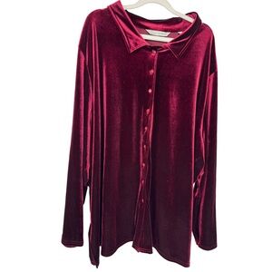 Soft By Avenue Women’s Long Sleeve  Button Front Velvet Blouse Deep Red Sz 30/32